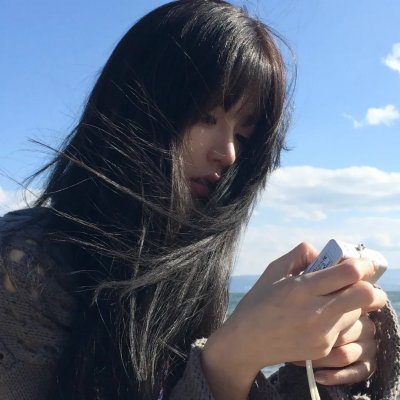 我以胭脂覆山河